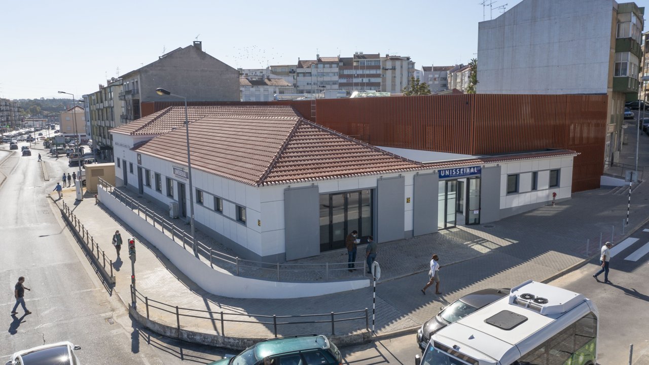 Apoio à casa do Educador e Universidade Sénior do Seixal